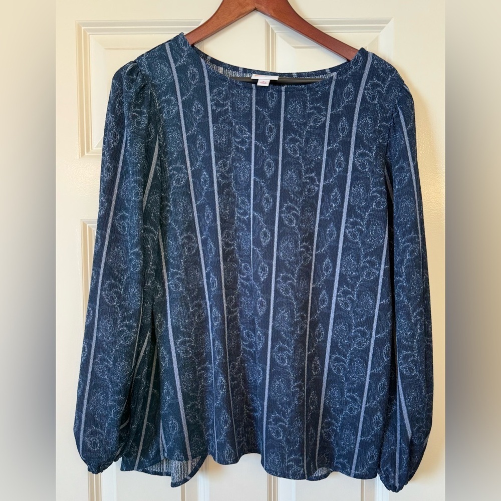 LuLaRoe Vivian Button Back Long Sleeve Blue Print Top Size Small